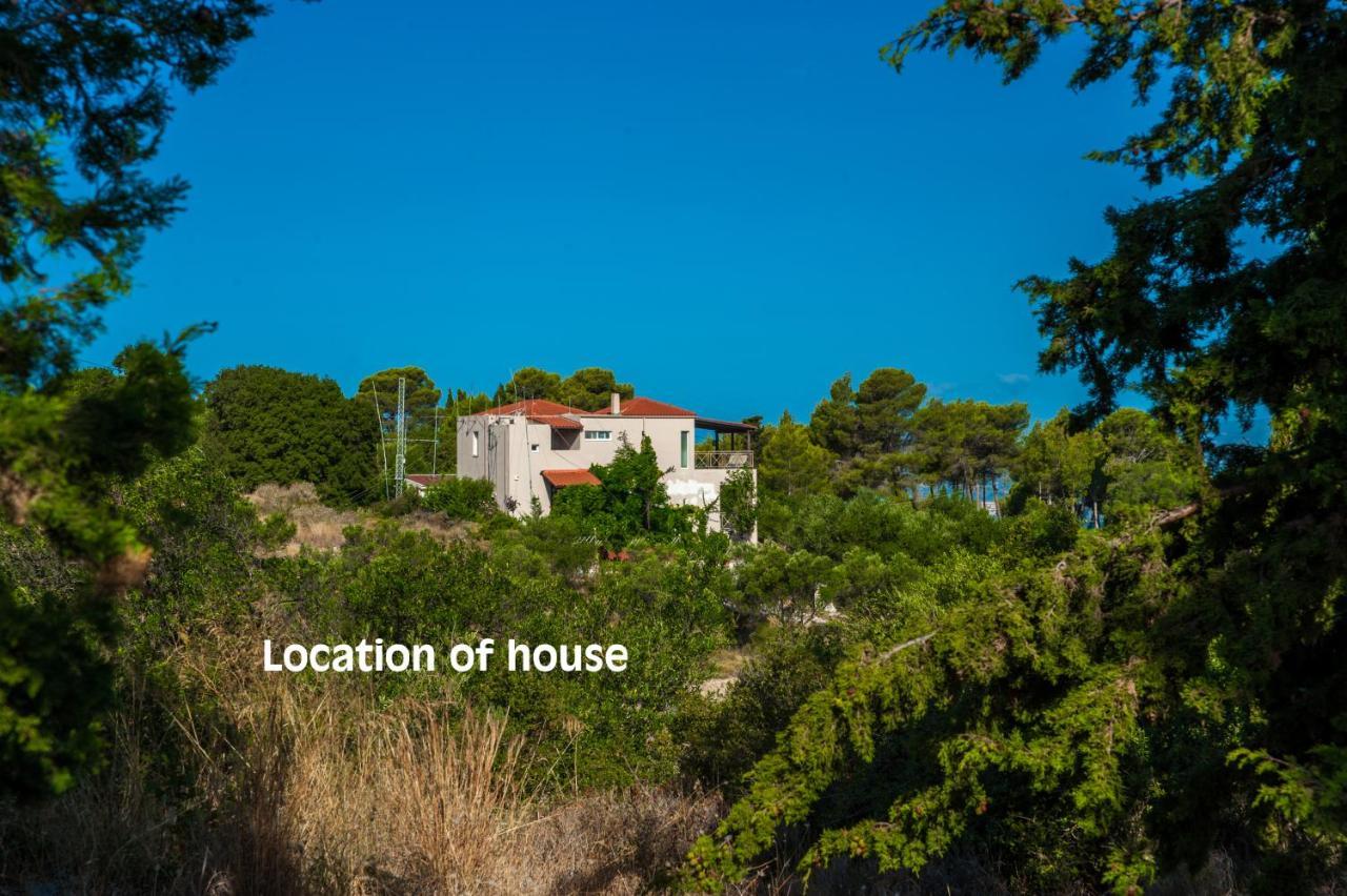Helmata Villa With Privecy Argostoli  Bagian luar foto
